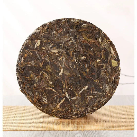 2020-spring-yunnan-sheng-puer-tea-cake-man-nuo-yiqin-tea-house-yiqinteahouse-com-2 - YIQIN TEA HOUSE 一沁茶舍 yiqinteahouse.com