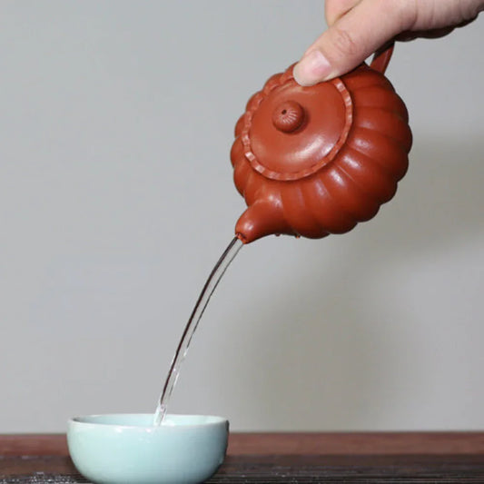 full-handmade-yixing-zisha-teapot-chrysanthemum-bud-pot-zhao-zhuang-zhu-ni-170ml-yiqin-tea-house-yiqinteahouse-com-2 - YIQIN TEA HOUSE 一沁茶舍 yiqinteahouse.com