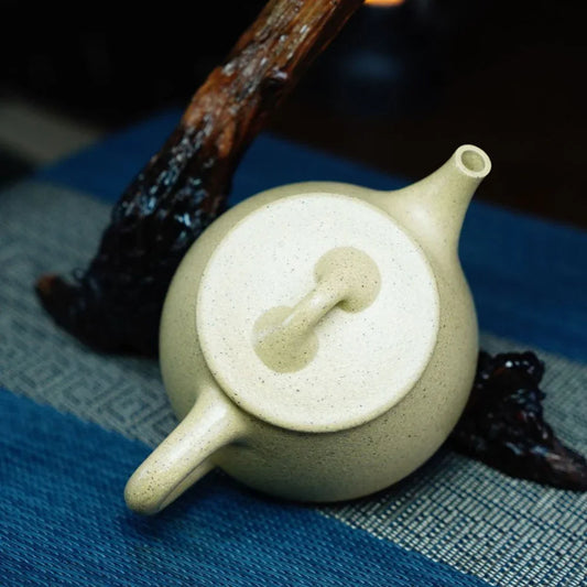 full-handmade-yixing-zisha-teapot-gao-shi-piao-pot-benson-lu-ni-190ml-yiqin-tea-house-yiqinteahouse-com-2 - YIQIN TEA HOUSE 一沁茶舍 yiqinteahouse.com