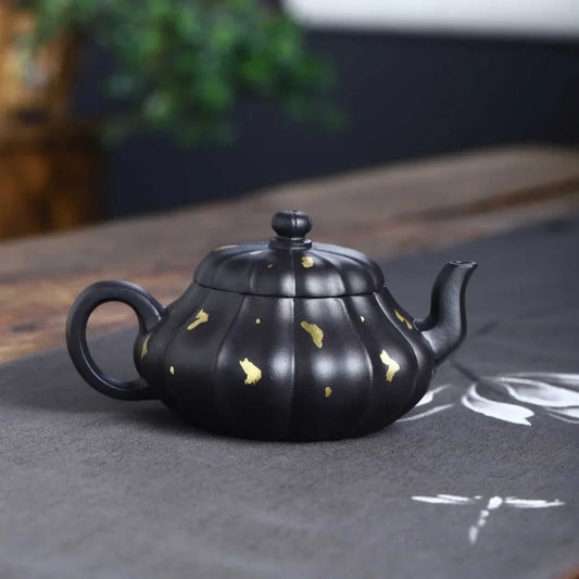 full-handmade-yixing-zisha-teapot-golden-yuru-pot-shi-huang-280ml-yiqin-tea-house-yiqinteahouse-com-2 - YIQIN TEA HOUSE 一沁茶舍 yiqinteahouse.com