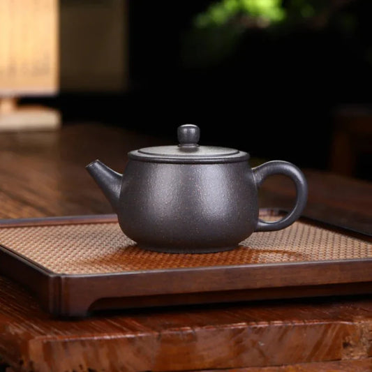 full-handmade-yixing-zisha-teapot-hanwa-pot-tian-qing-ni-250ml-yiqin-tea-house-yiqinteahouse-com-2 - YIQIN TEA HOUSE 一沁茶舍 yiqinteahouse.com