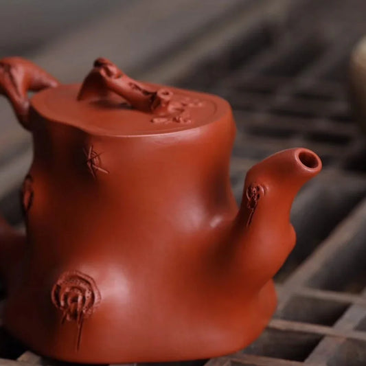 full-handmade-yixing-zisha-teapot-plum-tree-trunk-pot-zhu-ni-300ml-yiqin-tea-house-yiqinteahouse-com-2 - YIQIN TEA HOUSE 一沁茶舍 yiqinteahouse.com