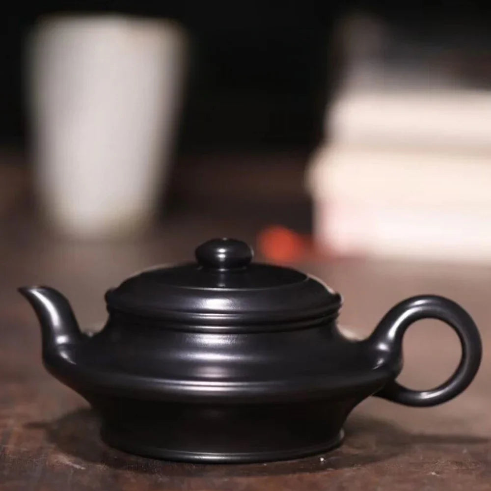 全手工宜兴紫砂茶壶[虚扁壶] (黑泥- 200ml)
