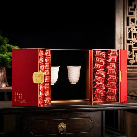 wuyi-yan-cha-premium-da-hong-pao-elegant-gift-box-set-250g-yiqin-tea-house-yiqinteahouse-com-2 - YIQIN TEA HOUSE 一沁茶舍 yiqinteahouse.com