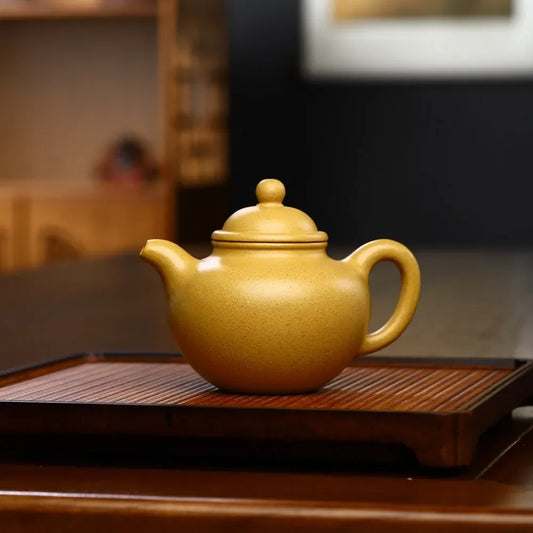 yixing-zisha-teapot-set-lotus-seed-pot-huangjin-duan-ni-300ml-yiqin-tea-house-yiqinteahouse-com-2 - YIQIN TEA HOUSE 一沁茶舍 yiqinteahouse.com
