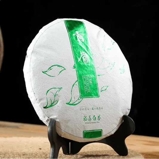 2012-fuding-white-tea-cake-gong-mei-yiqin-tea-house-yiqinteahouse-com-2 - YIQIN TEA HOUSE 一沁茶舍 yiqinteahouse.com