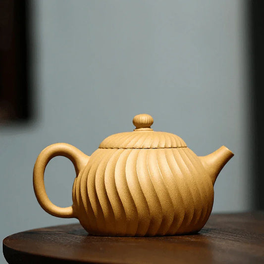 yixing-zisha-teapot-jinwen-wendan-huangjin-duan-ni-230ml-yiqin-tea-house-yiqinteahouse-com-2 - YIQIN TEA HOUSE 一沁茶舍 yiqinteahouse.com