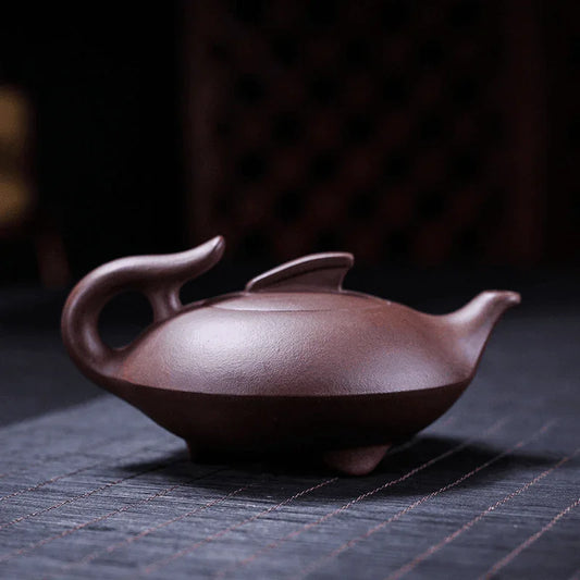 yixing-zisha-teapot-smooth-and-fine-zi-ni-240ml-yiqin-tea-house-yiqinteahouse-com-2 - YIQIN TEA HOUSE 一沁茶舍 yiqinteahouse.com