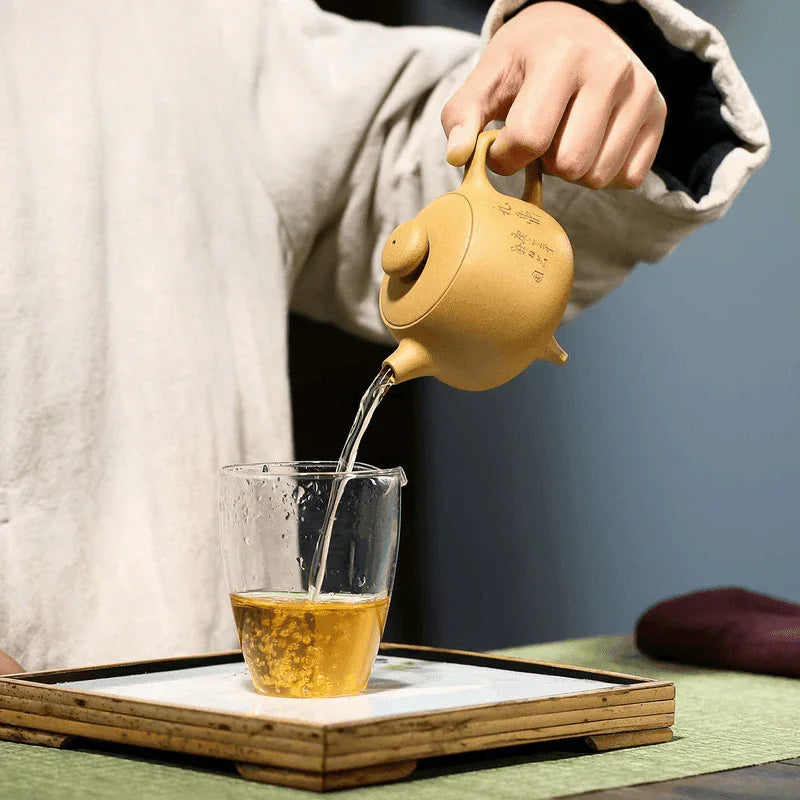 yixing-zisha-teapot-three-legs-tripod-huangjin-duan-ni-190ml-yiqin-tea-house-yiqinteahouse-com-15 - YIQIN TEA HOUSE 一沁茶舍 yiqinteahouse.com