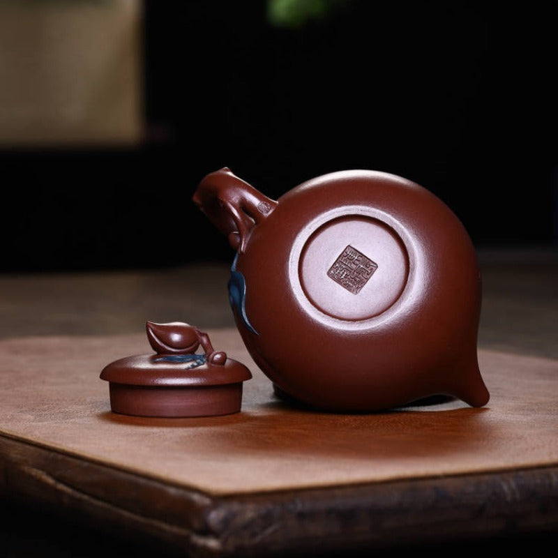 Tetera Yixing Zisha hecha a mano [Shou Tao Pot] (Di Cao Qing - 310 ml)