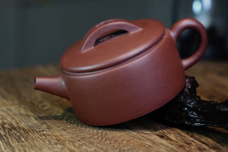 Full Handmade Yixing Zisha Teapot [Hanwa Pot] (Di Cao Qing - 180ml)