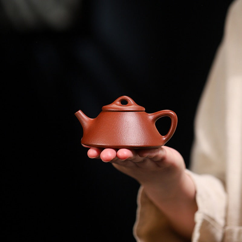Yixing Zisha Teapot [Mini Ziye Shi Piao] (Di Cao Qing - 70ml)