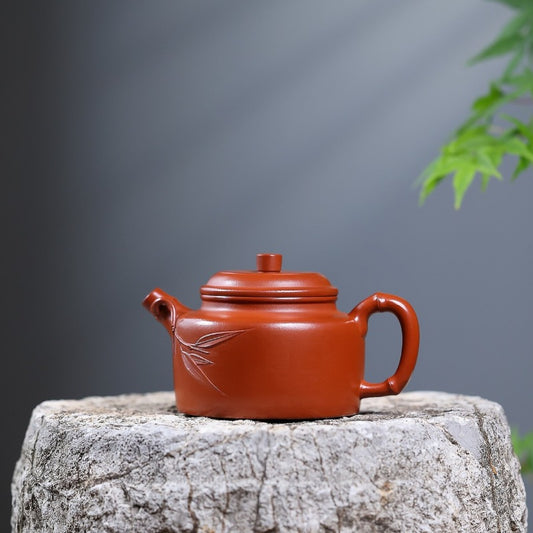 宜兴紫砂茶壶【清风德钟】(赵庄朱泥 - 240ml)
