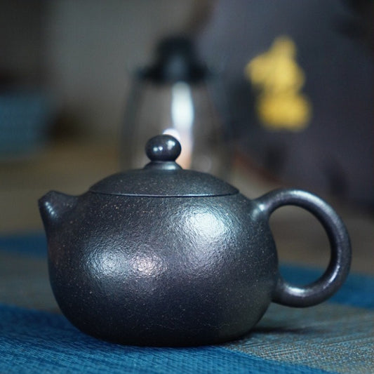 Teko Yixing Zisha Buatan Tangan Sepenuhnya [Xishi Pot] (Zhuni pembakaran reduksi - 240ml)