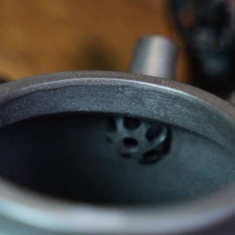 Théière Yixing Zisha entièrement faite à la main [Pot Dezhong] (Qinghui Ni - 190 ml)