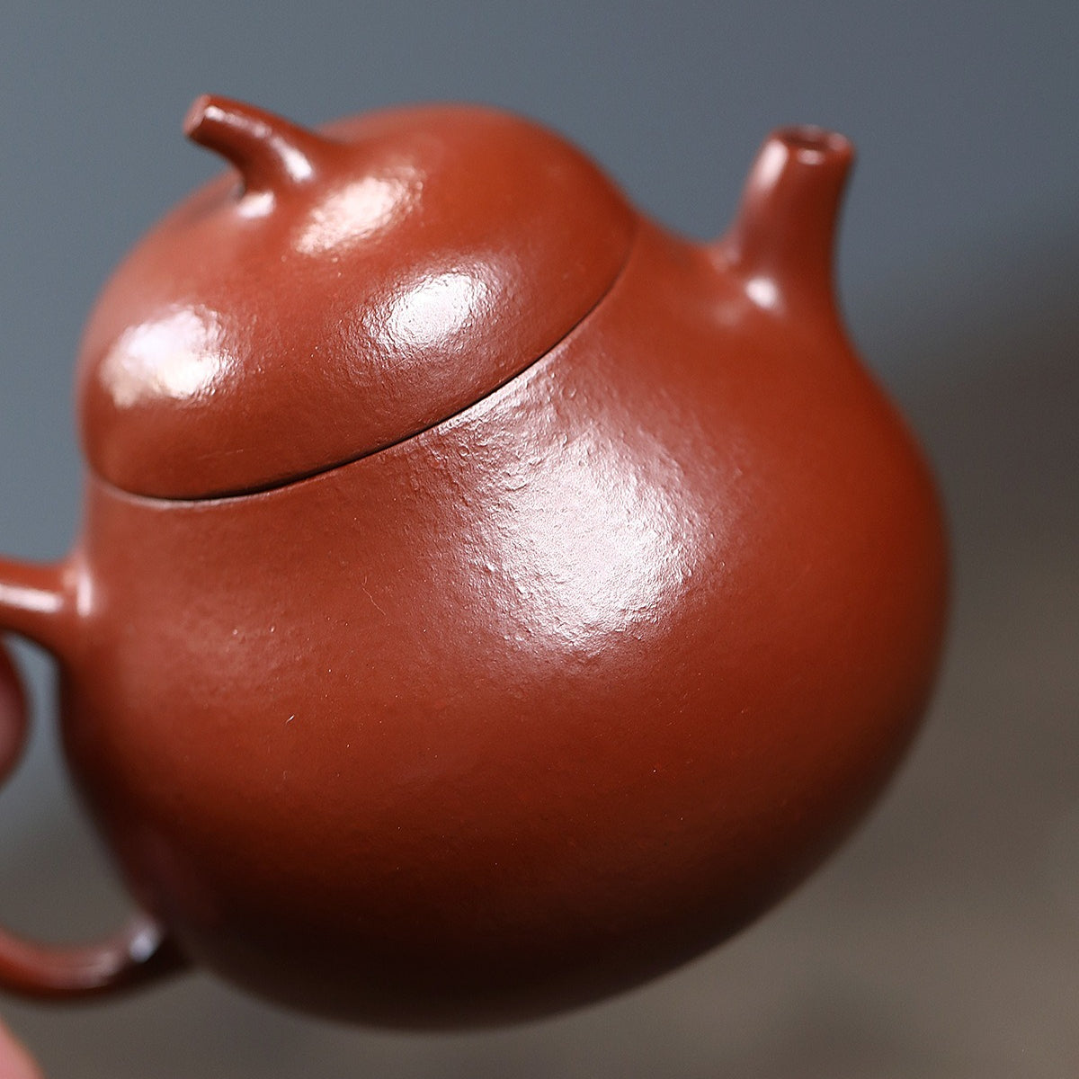 Yixing Zisha Teapot [Mini Eggplant Pot] (Wrinkled Skin Zhu Ni - 100ml)