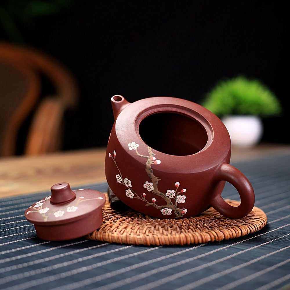 Yixing Zisha Teapot [Plum Blossom Tianji 梅花天际] (Zi Hong Ni - 190ml)