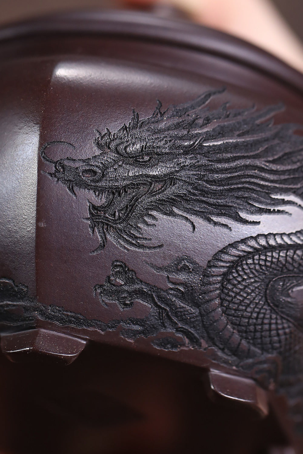 Yixing Zisha Teapot [Dragon Liufang] (Gu Tong Wu Ni - 330ml)