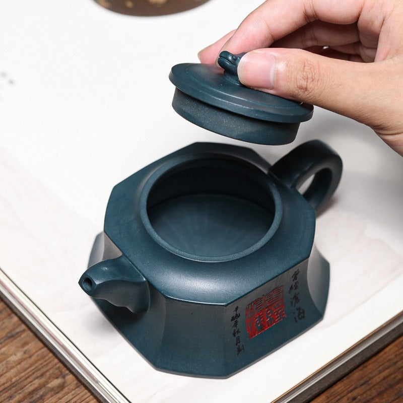 宜兴紫砂茶壶 [八方龙尊] (天青泥 - 220ml)