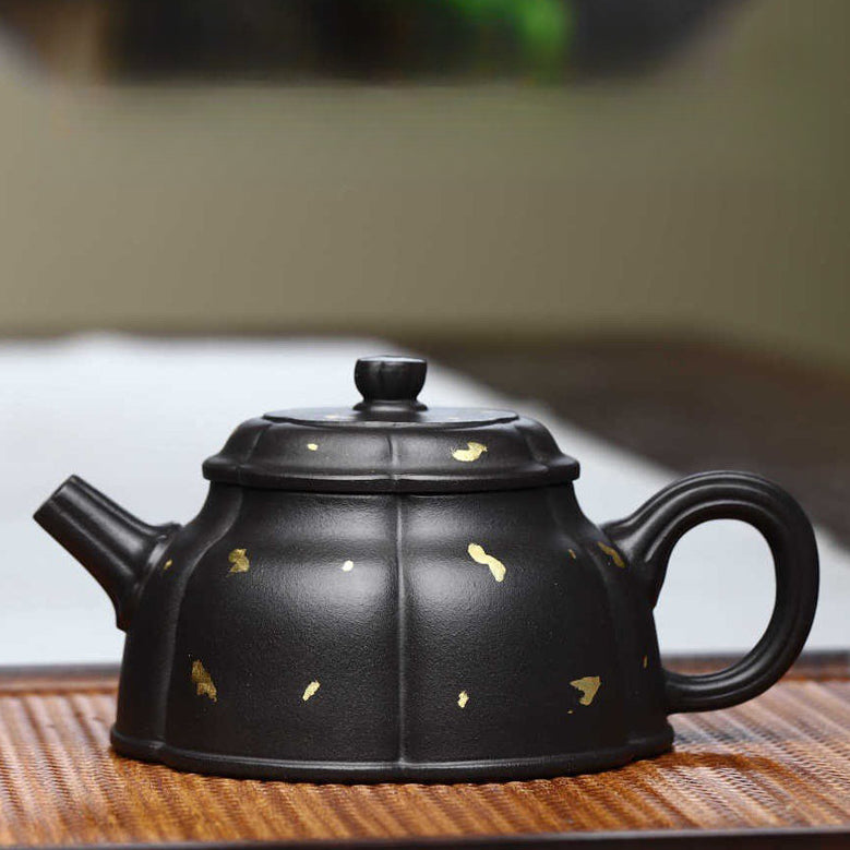 Tetera Yixing Zisha hecha a mano [Tetera de media luna dorada] (Shi Huang - 280 ml)