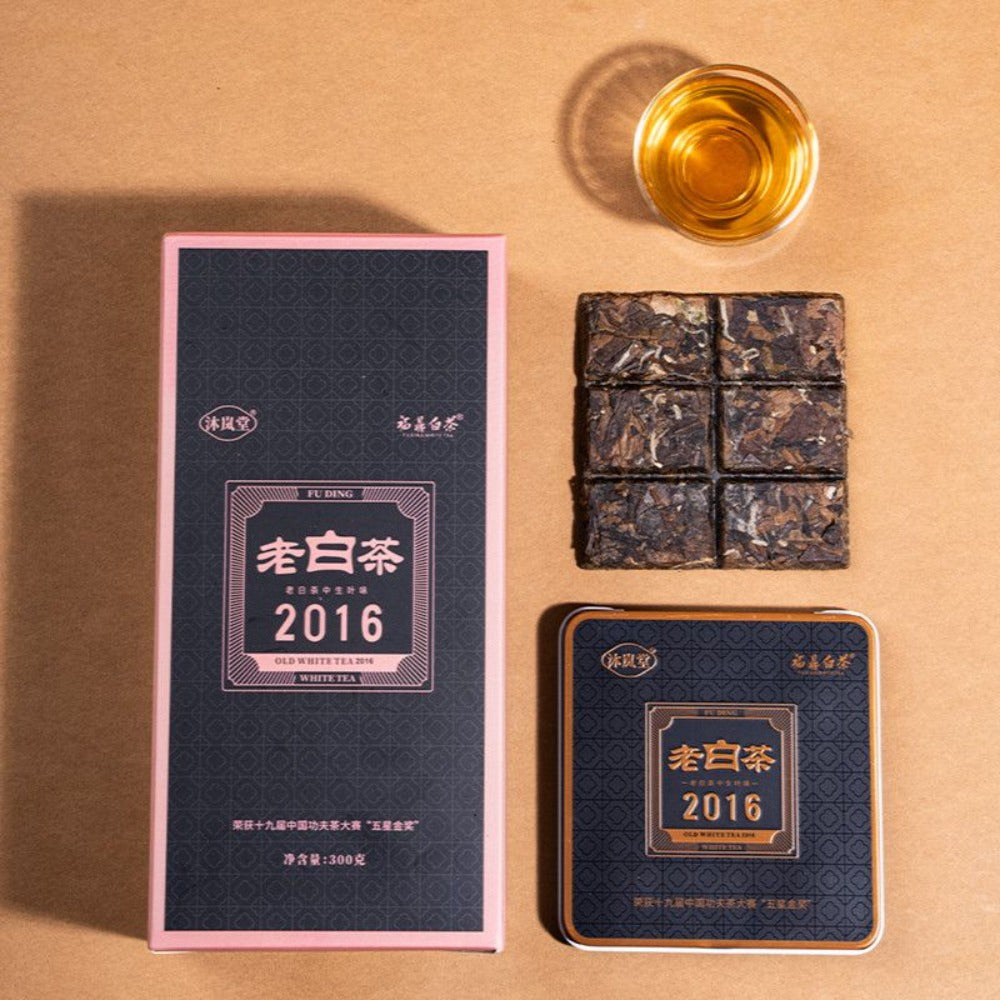 2016 Fuding Weißer Tee Ziegel [Gong Mei] Geschenkset 300g (30g x 10 Dosen)