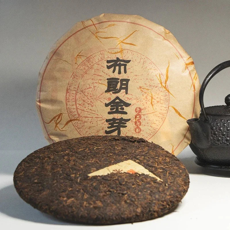 2012-spring-yunnan-premium-shu-puer-tea-cake-buland-golden-buds-yiqin-tea-house-yiqinteahouse-com-1 - YIQIN TEA HOUSE 一沁茶舍 yiqinteahouse.com