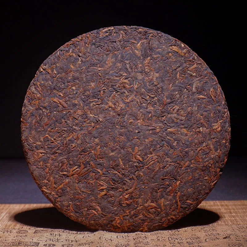 2017 Spring Yunnan Shu Puer Tea Cake [Golden Needle] - YIQIN TEA HOUSE | yiqinteahouse.com | dark tea, pu-er, puer, shu puer, tea