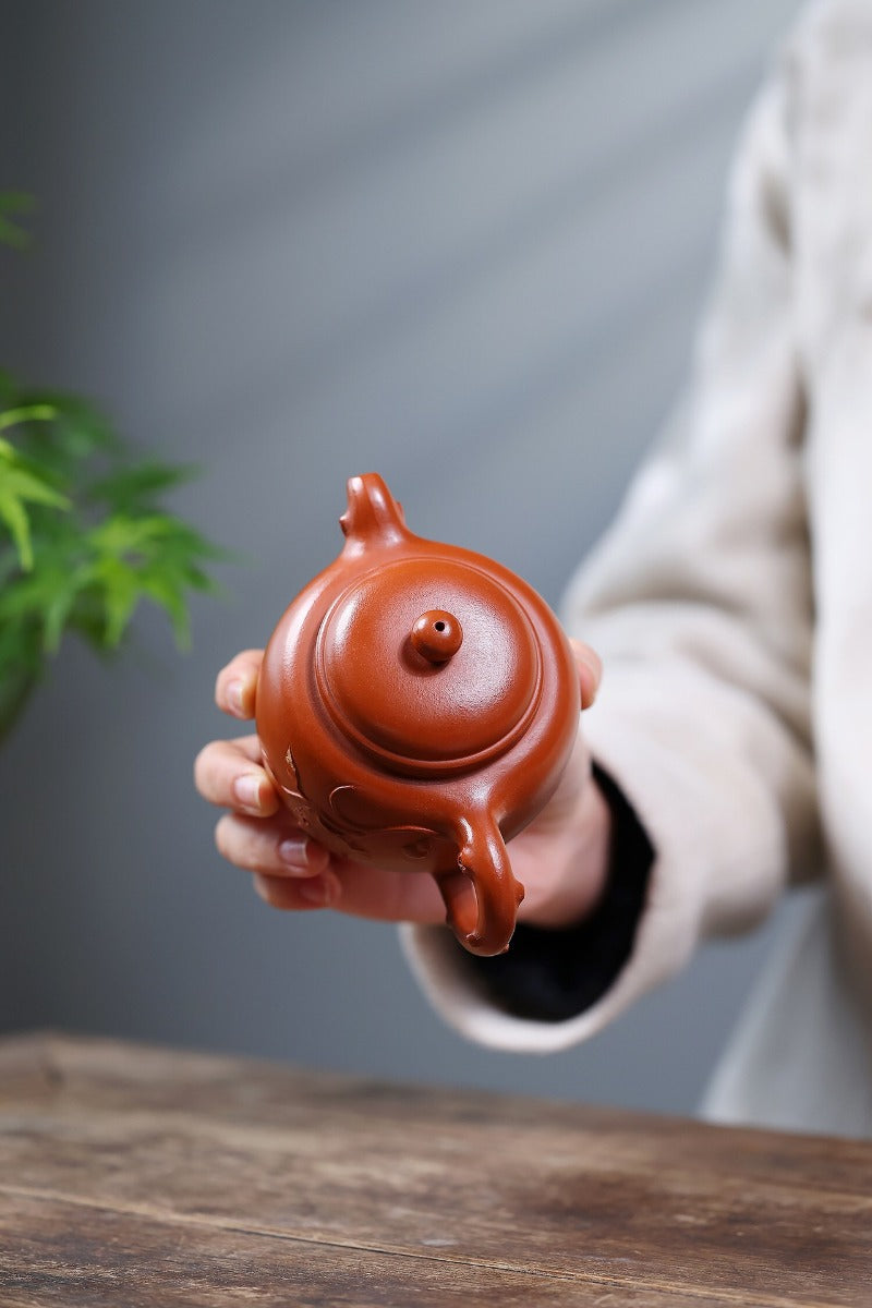 Yixing Zisha Teekanne [Pao Zun] (Zhao Zhuang Zhu Ni - 250ml)