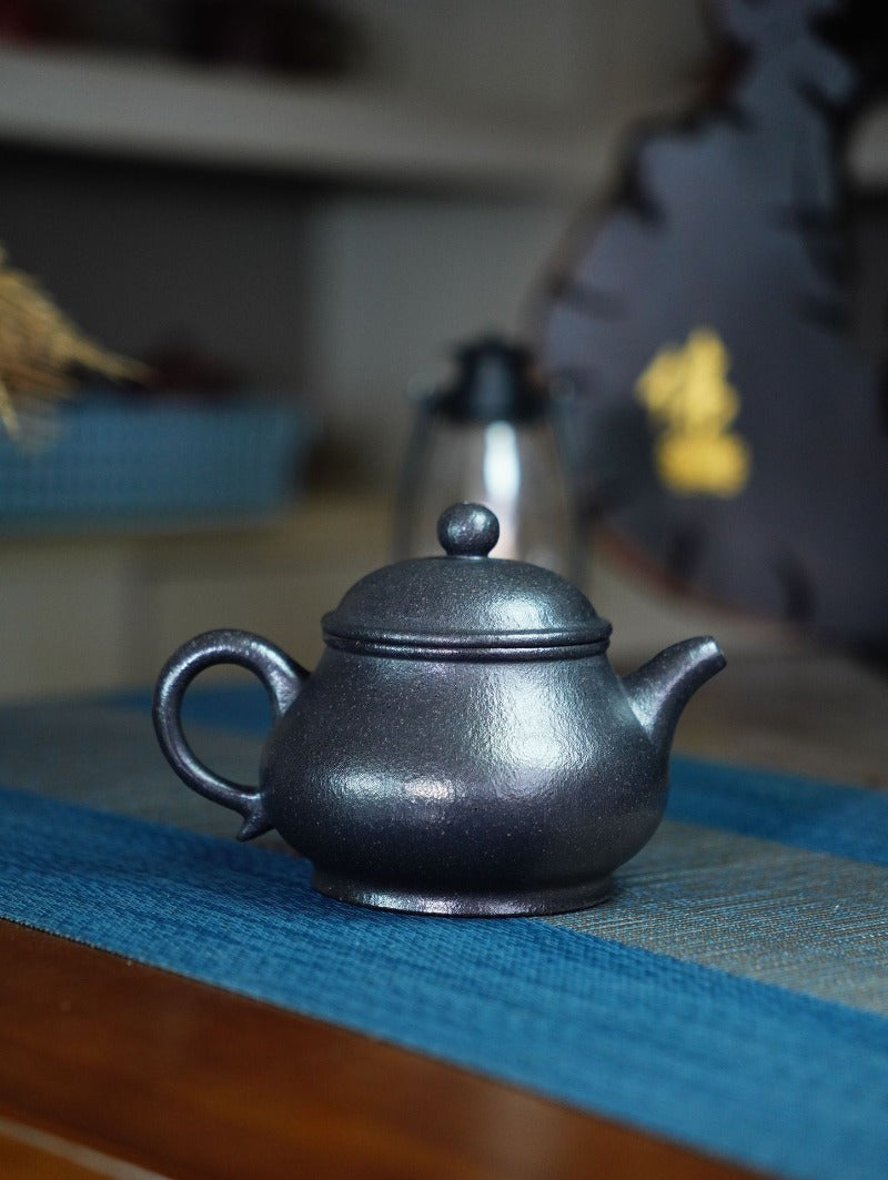 Théière Yixing Zisha entièrement faite à la main [Gao Pan Pot] (Zhu Ni cuit en réduction - 240 ml)