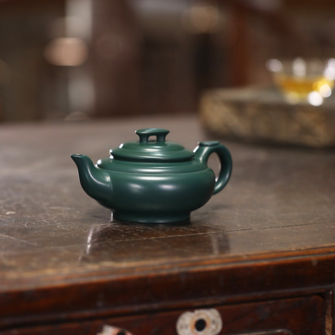 Full Handmade Yixing Zisha Teapot [Shang Xin Qiao Pot] (Mingguo Lu Ni- 210ml)