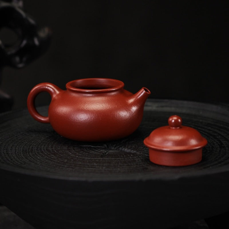 Tetera de arcilla Zisha de Yixing hecha totalmente a mano [Tetera Rong Tian] (Dahongpao - 130ml)