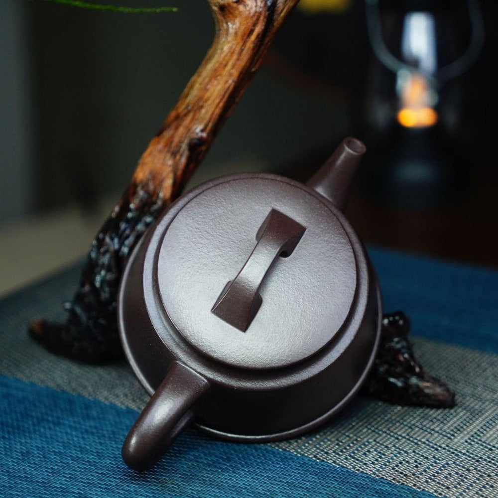 Full Handmade Yixing Zisha Teapot [Yu Zhao Pot] (Lao Zi Ni - 170ml)