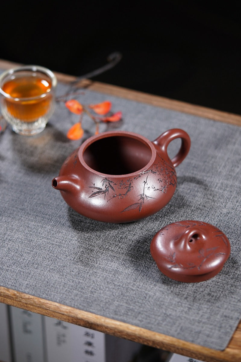 Vollständig handgefertigte Yixing-Zisha-Teekanne [Hantang Shi Piao] (Di Cao Qing - 280 ml)