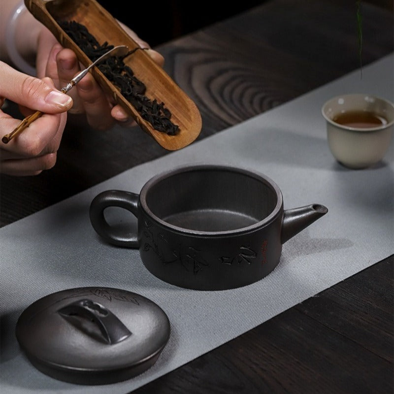 Théière Yixing Zisha entièrement faite à la main [Zhi Xiang Hanwa] (Tian Qing Ni - 200 ml)