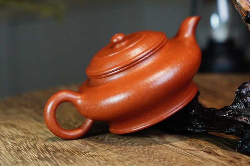 Full Handmade Yixing Zisha Teapot [Xu Bian Pot] (Jiang Po Ni - 210ml)