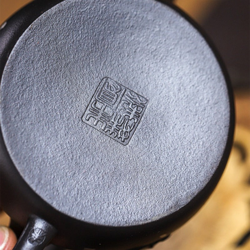 Tetera Yixing Zisha completamente hecha a mano [Jin Zhi Yuye] (Hei Luo Lan - 150 ml)