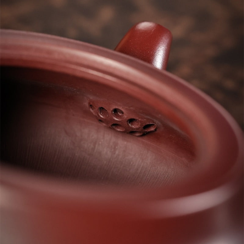Vollständig handgefertigte Yixing-Zisha-Teekanne 【San Pan Kanne】 (Long Xue Sha - 230 ml)
