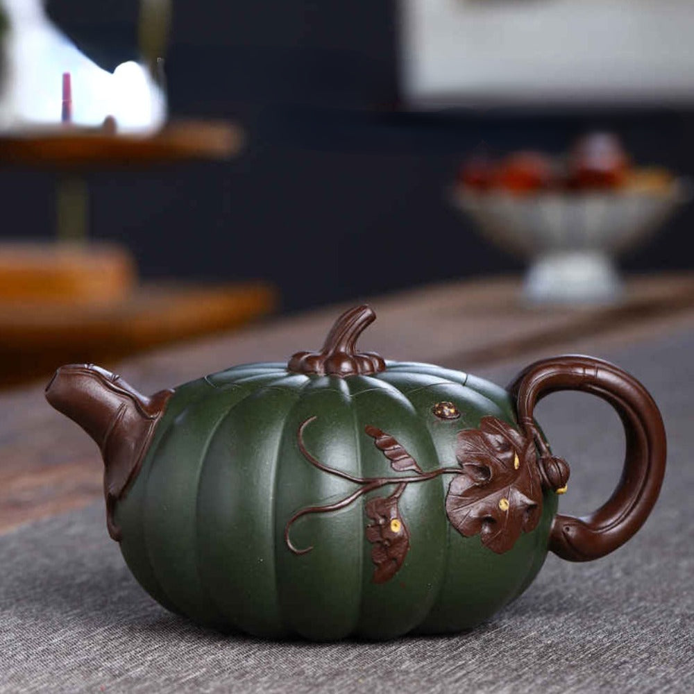 Full Handmade Yixing Zisha Teapot [Bi-color Pumpkin Pot 双色南瓜壶] (Lu Ni/Hong Ni - 380ml)