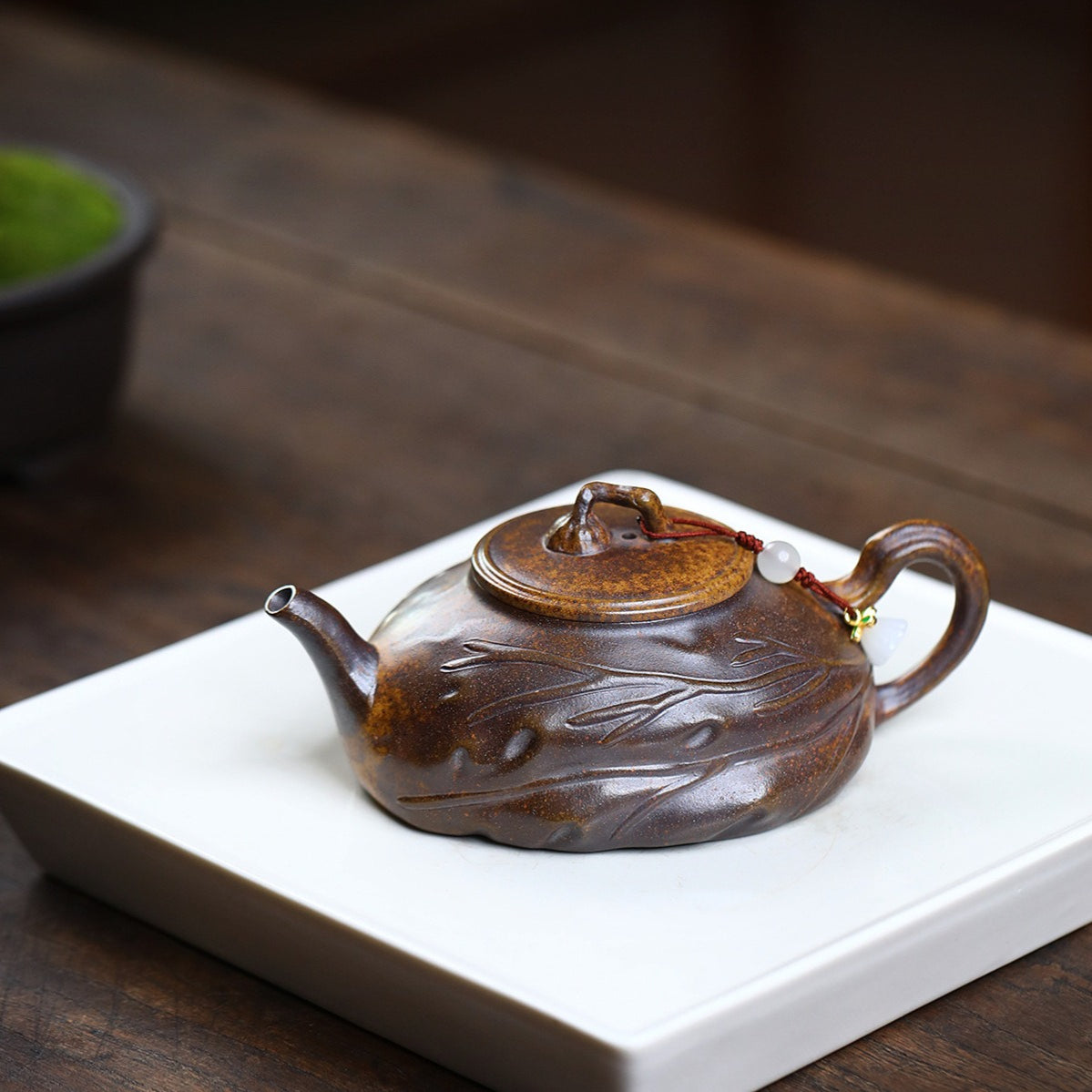 Théière Yixing Zisha [Yiye Zhiqiu] (Argile Jinsha cuite au bois de Longgu - 170 ml)