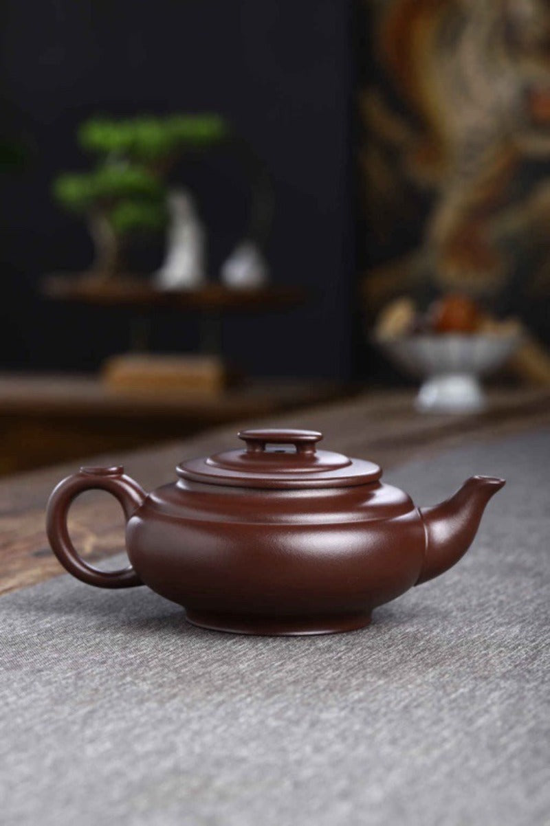 Vollständig handgefertigte Yixing-Zisha-Teekanne [Shang Xin Qiao Pot] (Shi Hong - 370 ml)