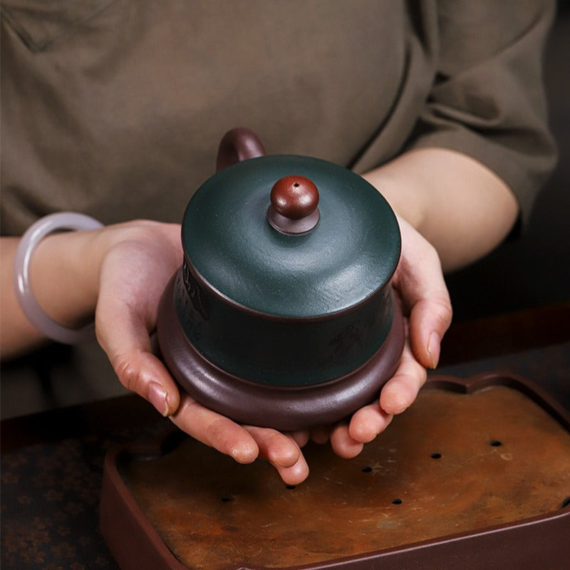 Master Handmade Yixing Zisha Tea Mug [Baxian Cheng Rui] (Jinsha Zi Ni - 480ml) - YIQIN TEA HOUSE | yiqinteahouse.com | tea mug, teaware