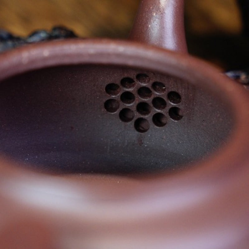 Théière Yixing Zisha entièrement faite à la main [Pot Shang Xin Qiao] (Di Cao Qing - 260 ml)