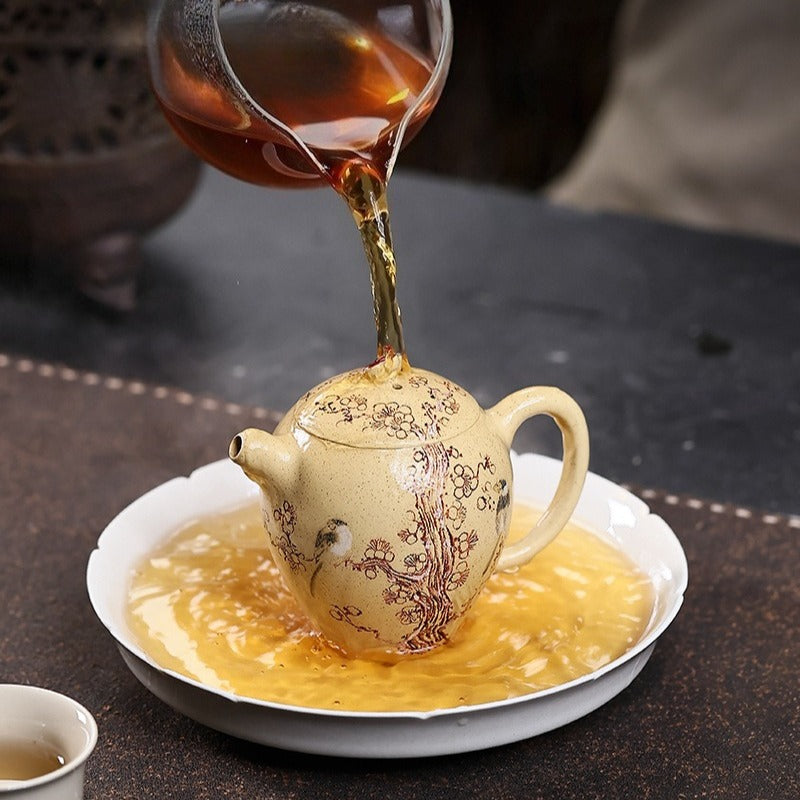 全手工宜兴紫砂茶壶 [踏雪寻梅] (本山绿泥 - 150ml)