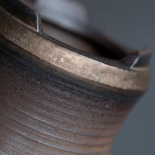 Load image into Gallery viewer, Retro Gilded Coarse Ceramic Candle Burner Tea Warmer [Whorl] | 复古鎏金 粗陶 蜡烛炉 温茶炉 [螺纹]
