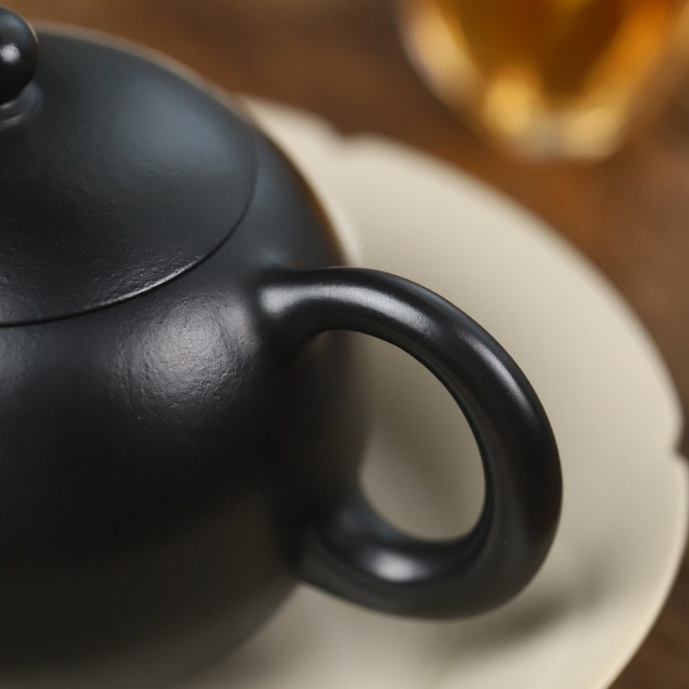 Théière Yixing Zisha entièrement faite à la main [Pot Xishi] (Hei Ni - 230 ml)