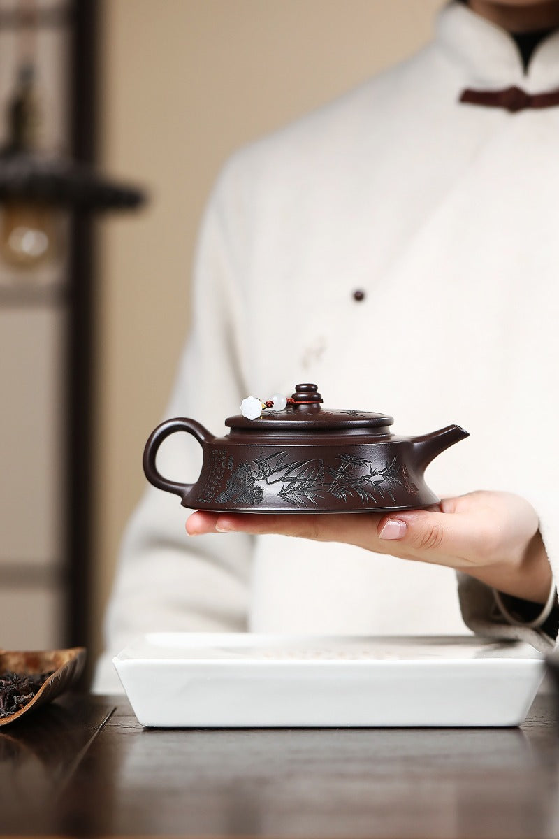 Teko Yixing Zisha [Topi Jerami gaya Ming] (Lao Zi Ni - 160ml)