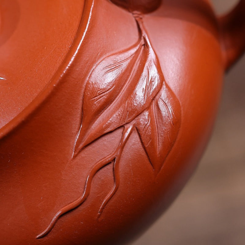 Yixing Zisha Teapot [Peach Leaves Gourd] (Zhao Zhuang Zhu Ni - 260ml)