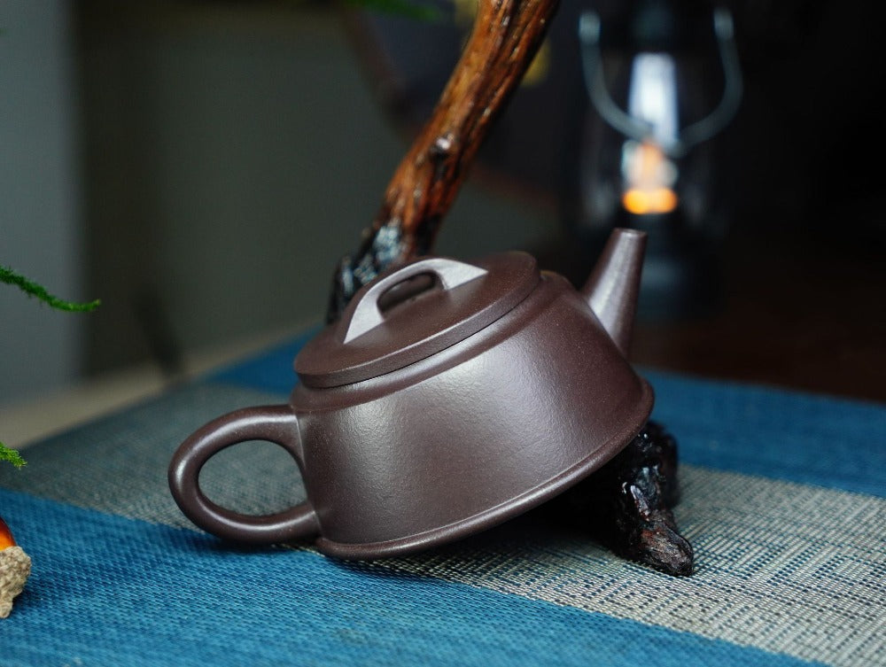 Full Handmade Yixing Zisha Teapot [Yu Zhao Pot] (Lao Zi Ni - 170ml)