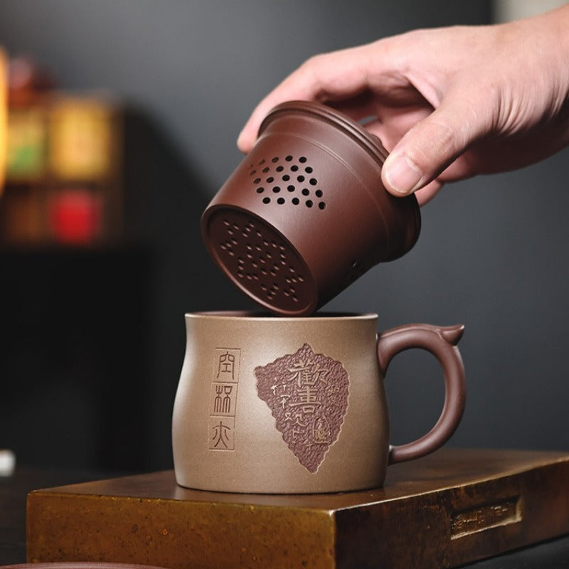 Yixing Zisha Tasse à thé avec filtre [Joy] (Zi Ni / Duan Ni - 460 ml)