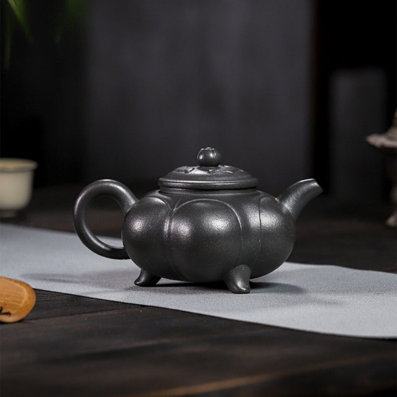 Full Handmade Yixing Zisha Teapot [Lianhua Ding] (Tian Qing Ni - 320ml)